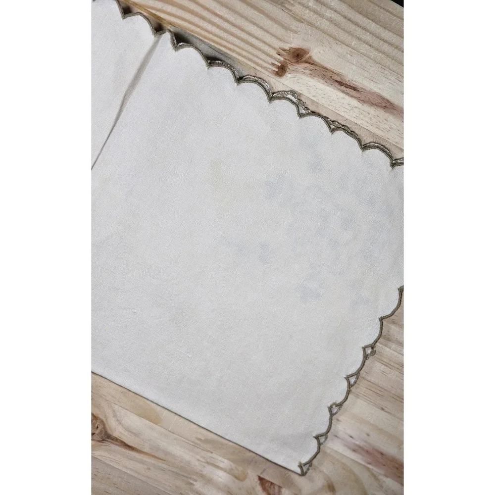 Vintage 1940s Linen Napkin Floral Cutwork Embroidery 16